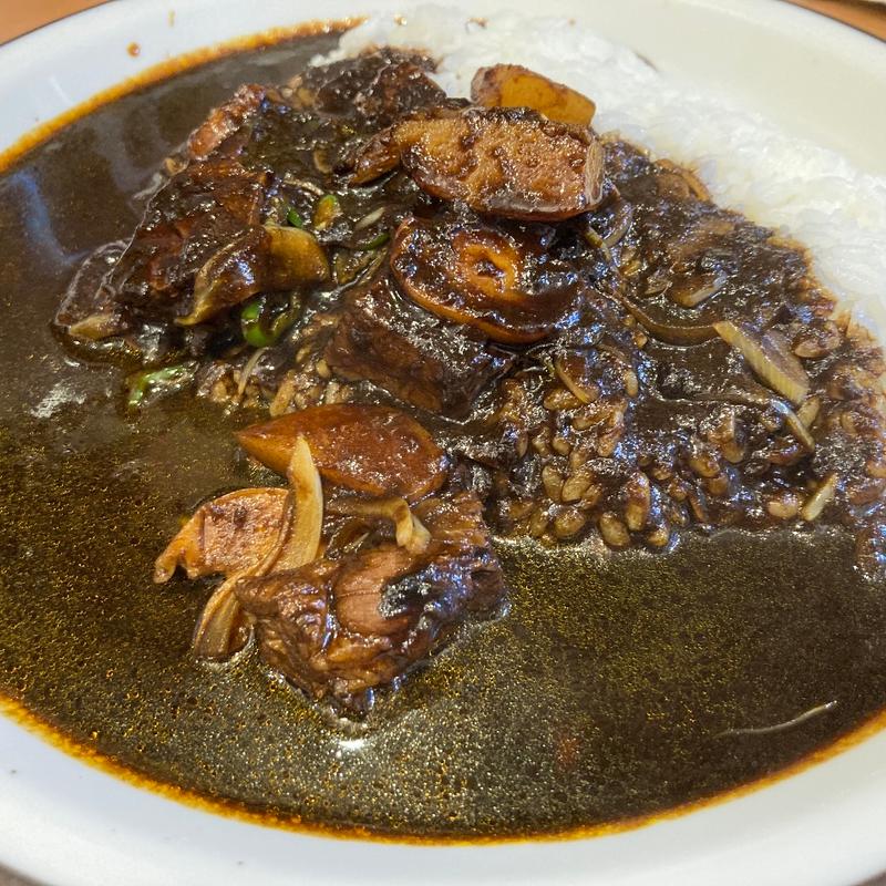 黒ビーフカレー(ラホール 外神田店)