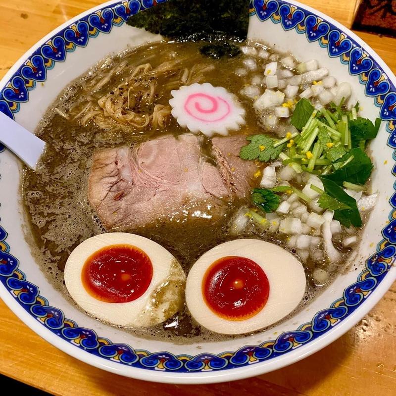 濃厚煮干し(らーめんセンター トミオ)