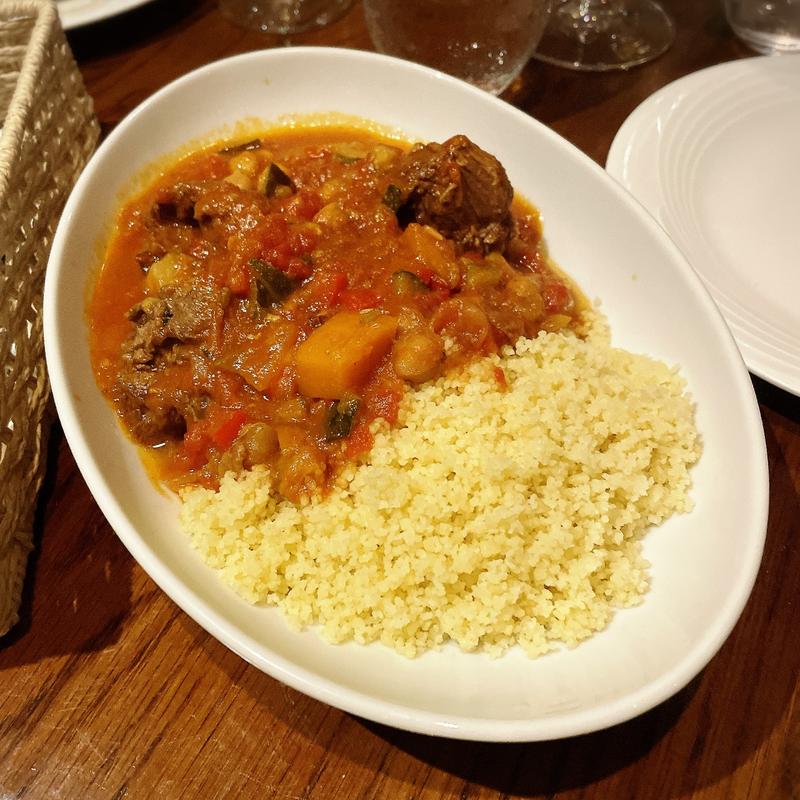 仔羊のクスクス(ビストロ バー ア ヴァン コダマ)