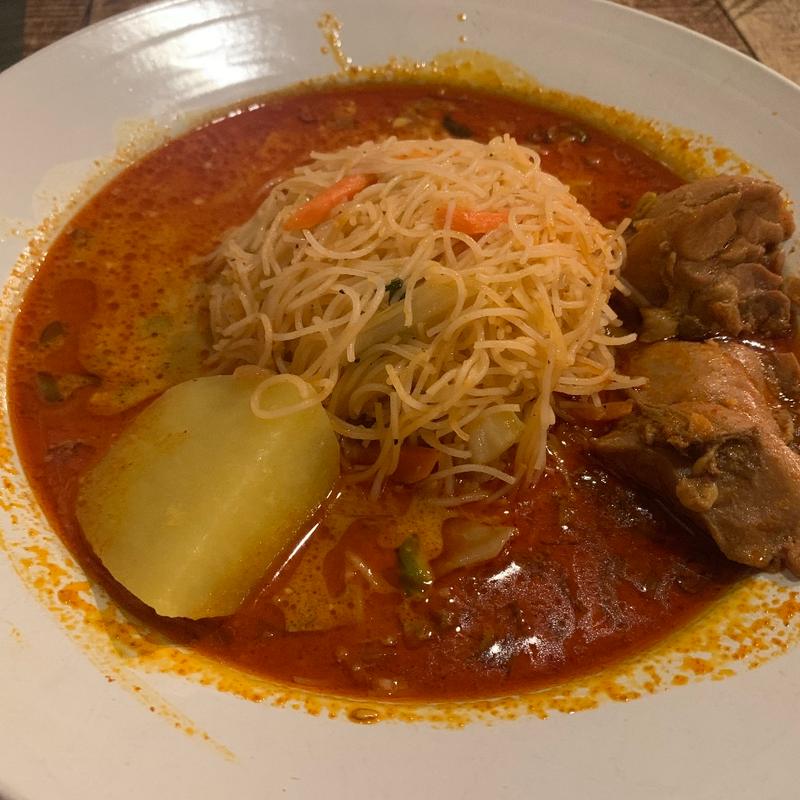 ヌードルカリー(不思議香菜ツナパハ+2)