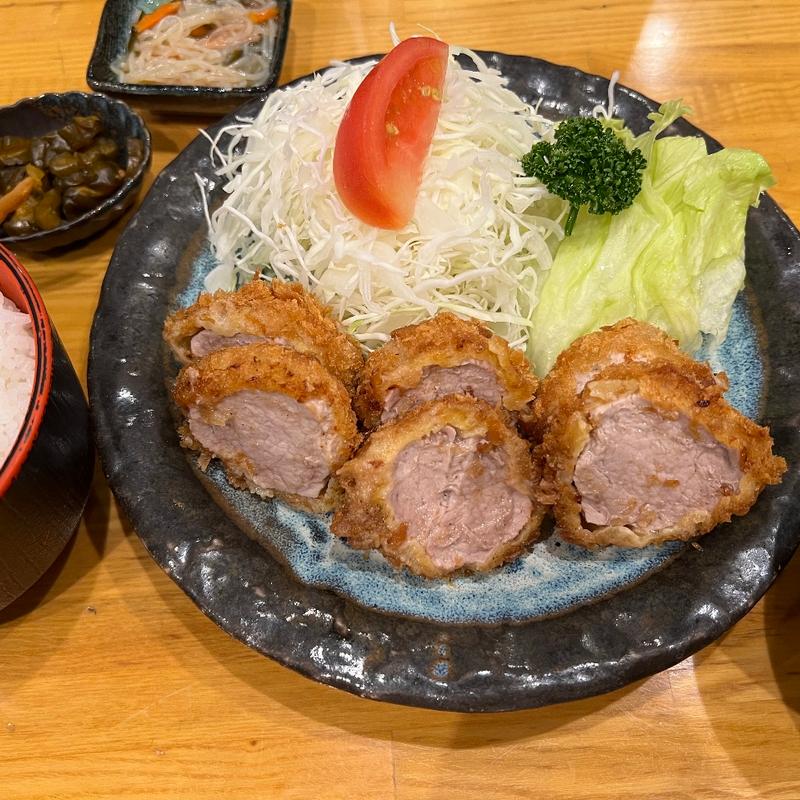 ひれかつ定食　マルロク(とんかつしゃぶしゃぶにいむら 大久保店)
