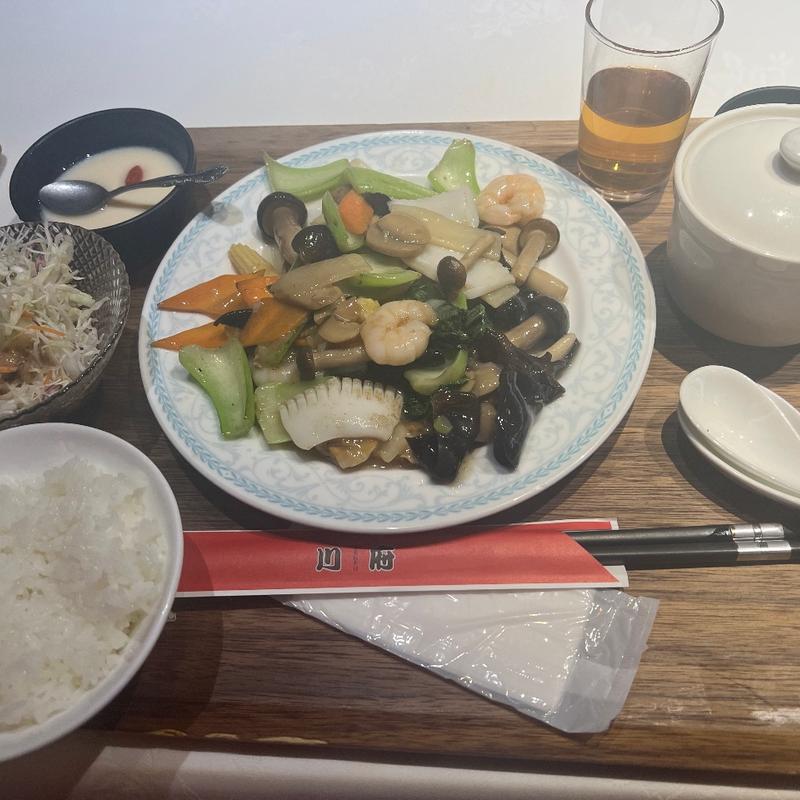 エビと貝柱、イカ炒め定食(四川料理刀削麺 川府 神保町店 （せんふう）)