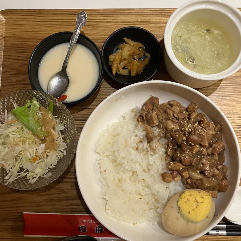 台湾ルーローハン(四川料理刀削麺 川府 神保町店 （せんふう）)