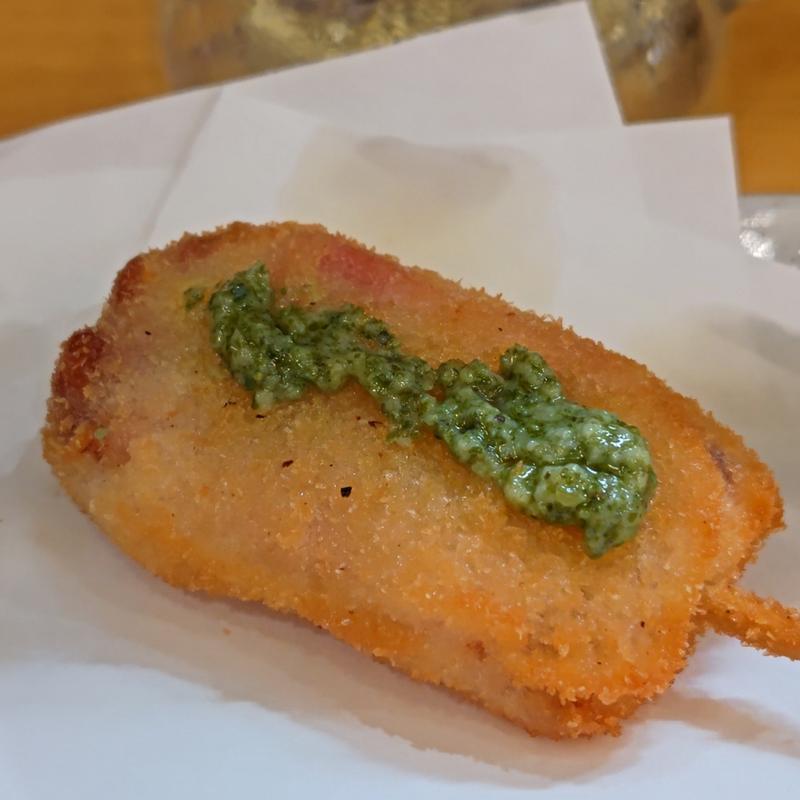 ふわふわベーコン(串揚げとワイン はち2nd)