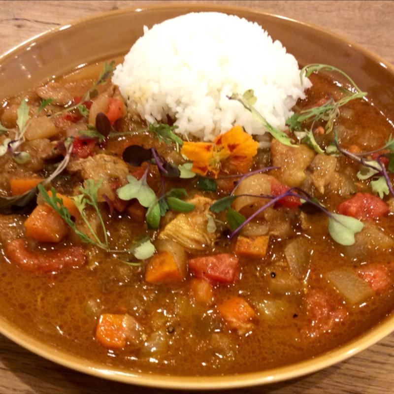 スパイスカレー チキン(エスラスカフェ)