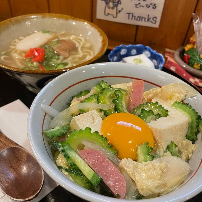 とろ〜り玉子のゴーヤー丼セット(沖縄家庭料理の店はは)