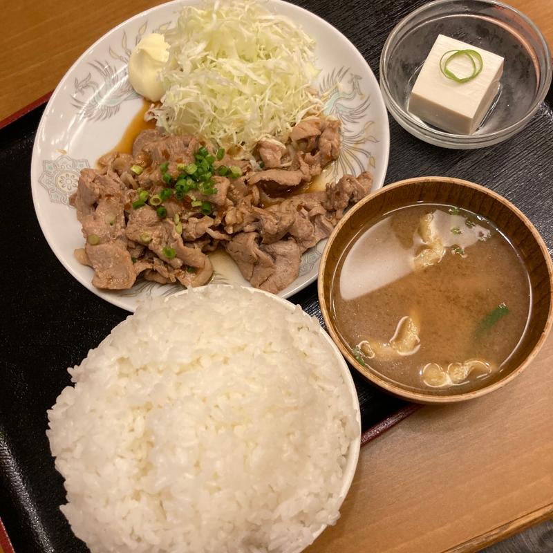 豚生姜焼き定食(大衆食堂 定食のまる大 多摩センター店)
