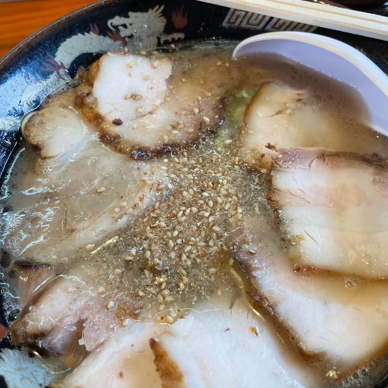 チャーシューメン(麺屋ラ賊 （らぞく）)