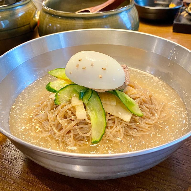 冷麺(スッタルデジSOOKDAL新大久保店)