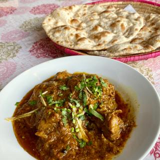 チキンカライ(パキスタン家庭料理 メヘマーン サラエ)