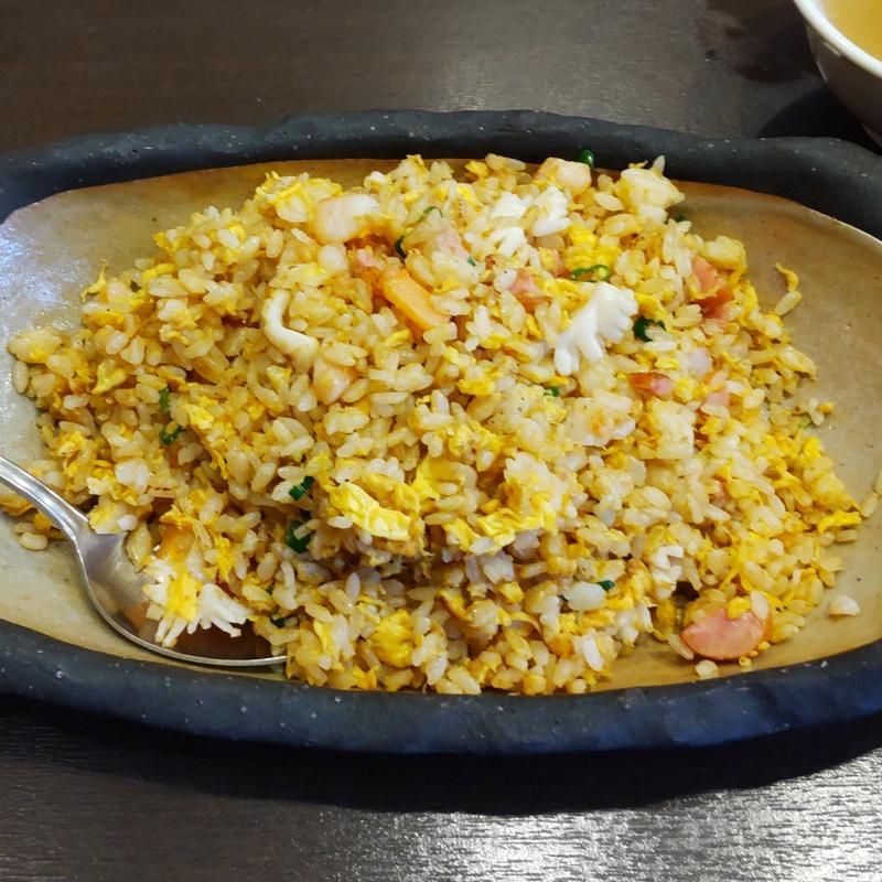 五目炒飯(ダブルハピネスダイニング)