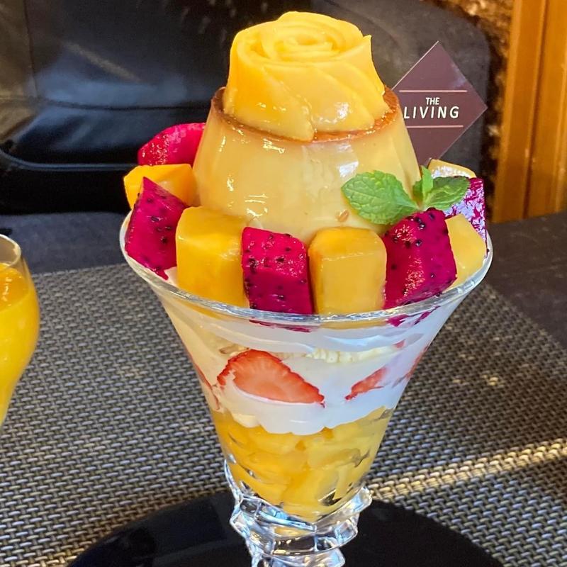 マンゴーティアラのプリン姫(Living K | Fruit cocktail & Shisha BAR)