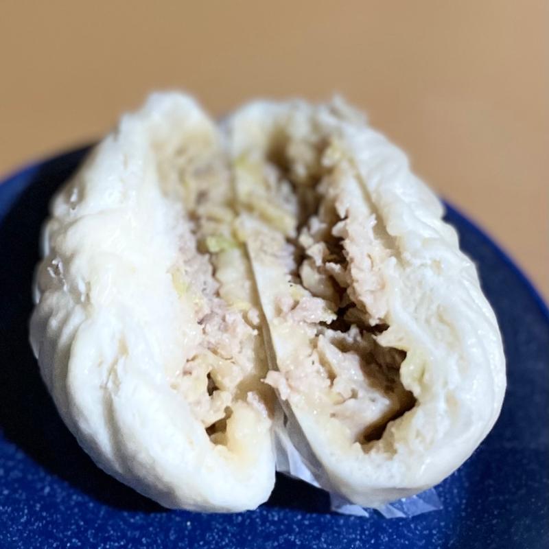 肉まん(神楽坂五十番 総本店)