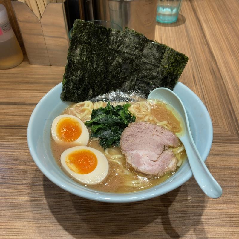ラーメン 味玉(横浜ラーメン 渡来武 総本店)