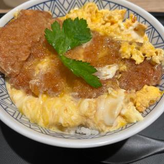 割烹の豚カツ煮丼(Japan Traveling Restaurant 関西国際空港店)