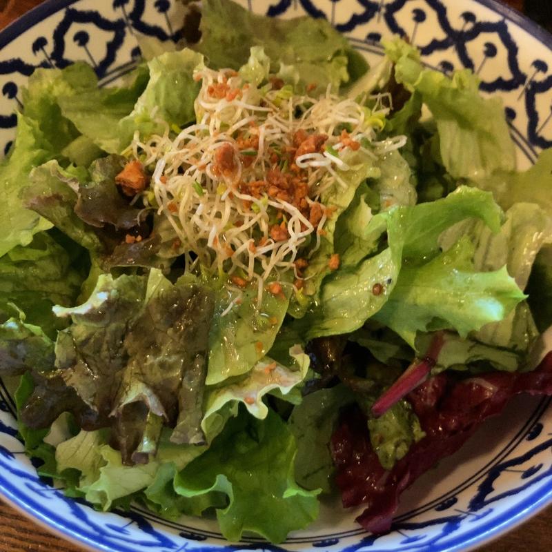 おひとりサラダ(タイカリーピキヌー )