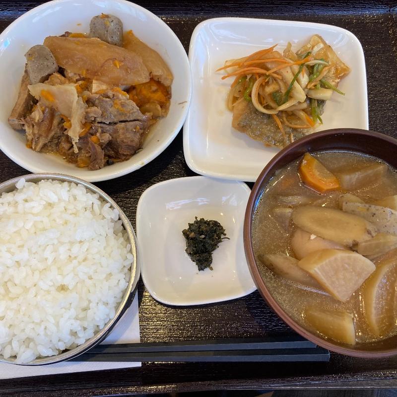 一汁二菜セット(豚鶏丁（とんとりっちょ）)