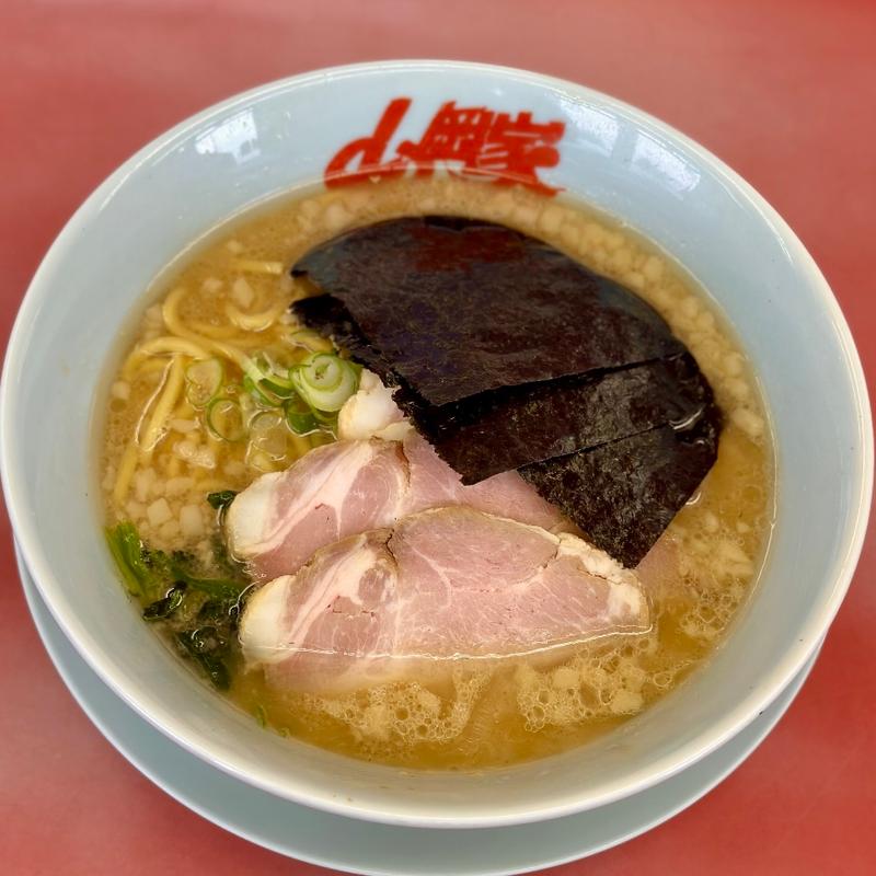 醤油チャーシュー麺+背脂変更(山岡家 瑞穂店 （やまおかや）)
