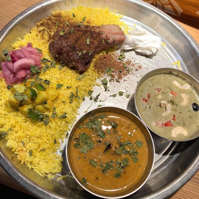 スパイシーラムチョップ スペシャルプレート(グーグー藤カレー)