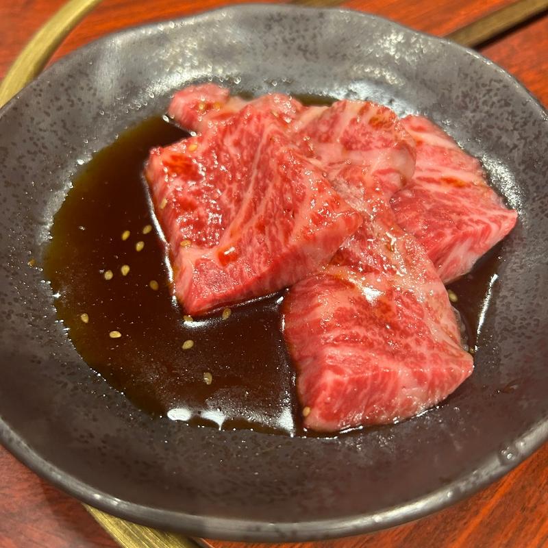 上ロース(にく家 牛地蔵 （ウシジゾウ）)