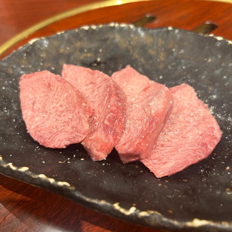 厚切り牛タン(にく家 牛地蔵 （ウシジゾウ）)