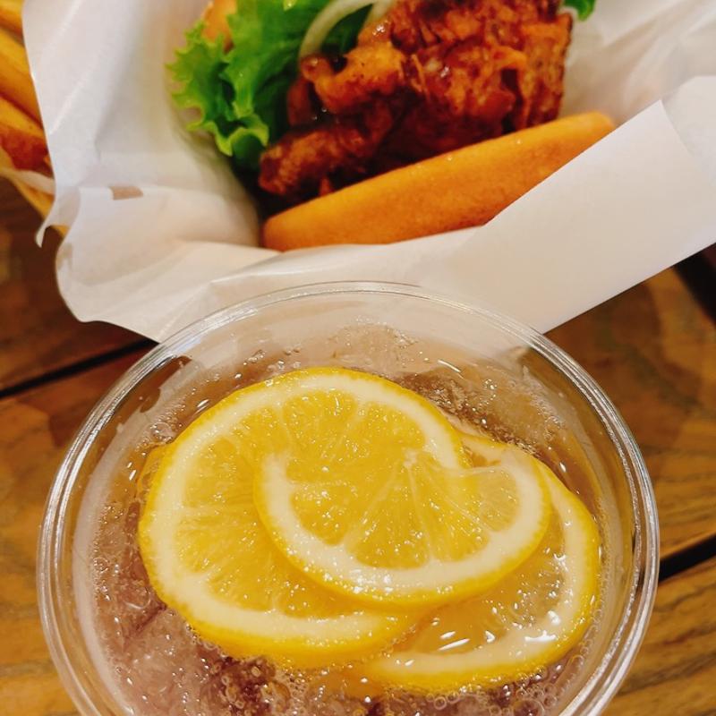 塩レモンチキンバーガー(フレッシュネスバーガー ベルモール店 （FRESHNESS BURGER）)