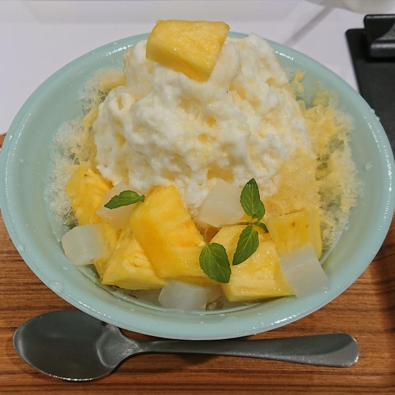 ごろごろパインチャイナとナタデココ(小田急百貨店 町田店)