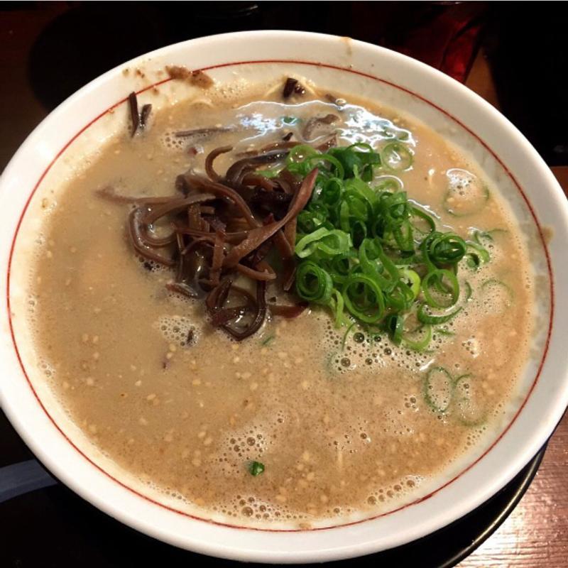 淡麗とんこつ(ドン．チードル )