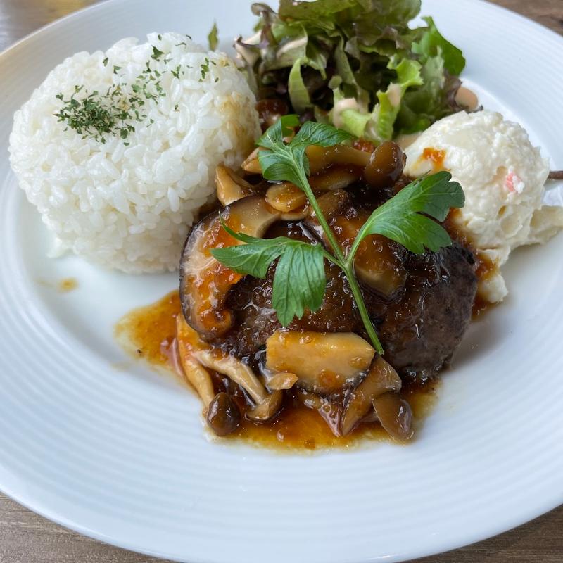 ハンバーグプレート(RESTAURANT PLATINUM FISH マーチエキュート神田万世橋店)