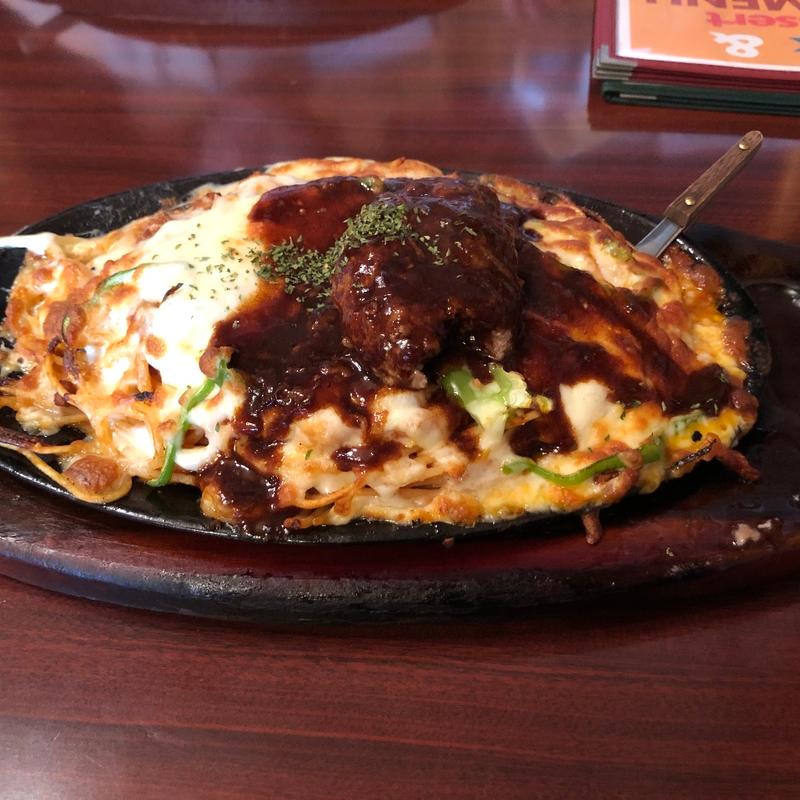 スパピザハンバーグ(THE HOF BRAU)