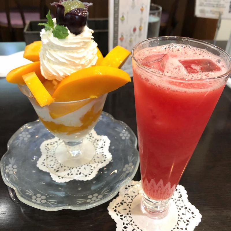 すいかジュース 柿パフェ(フルーフ･デゥ･セゾン)