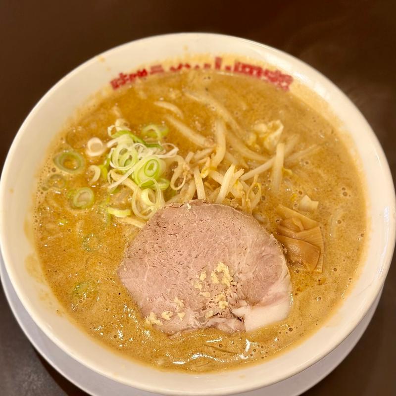 ごま味噌ラーメン(味噌ラーメン山岡家 すすきの店)