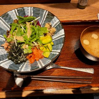 30品目のバランスブッダボウル(和カフェ Tsumugi アリオ亀有店)