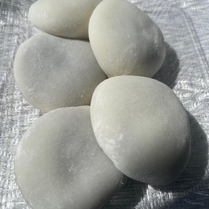 餡入りしろ餅(杵つき餅直売所)