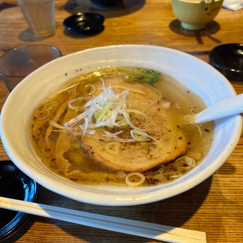 塩ラーメン(手打ラーメン創房 舌笑家)