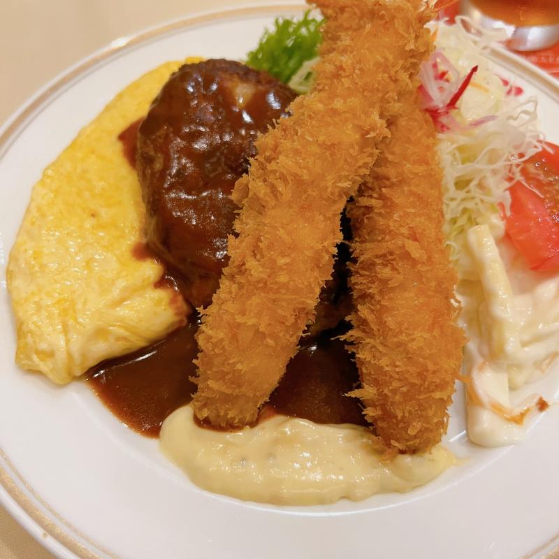 ハンバーグステーキとエビフライ(オムレツ)(銀座スイス 本店)