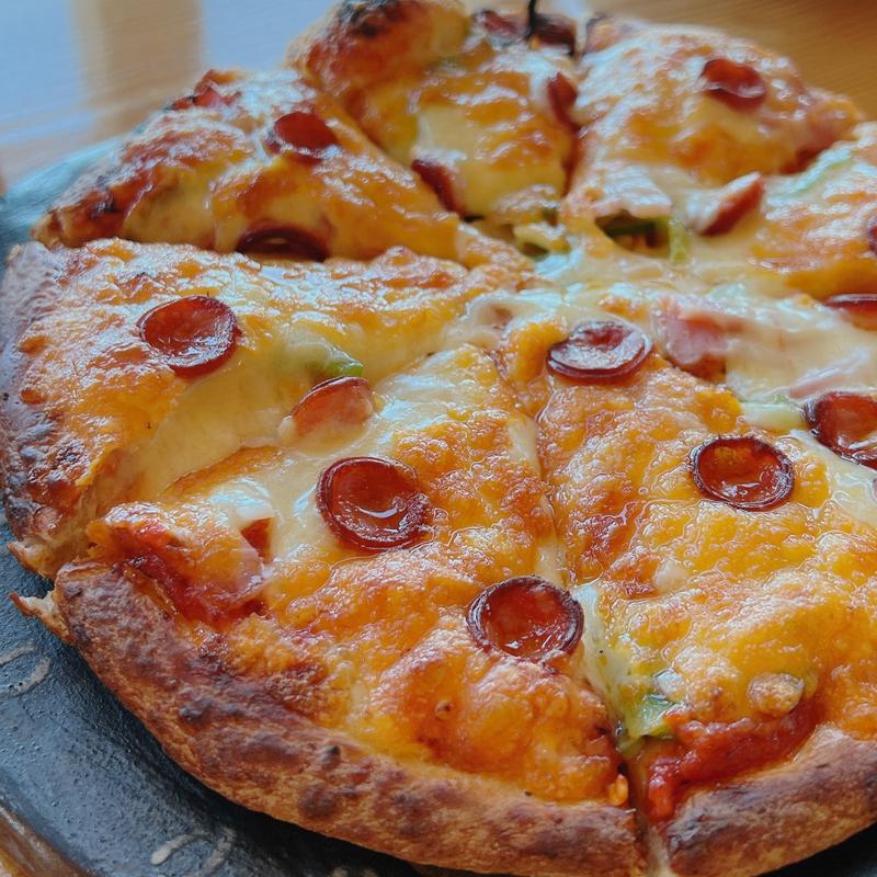 ミックスピザ S 22cm(ピザ喫茶 ミモザの木)