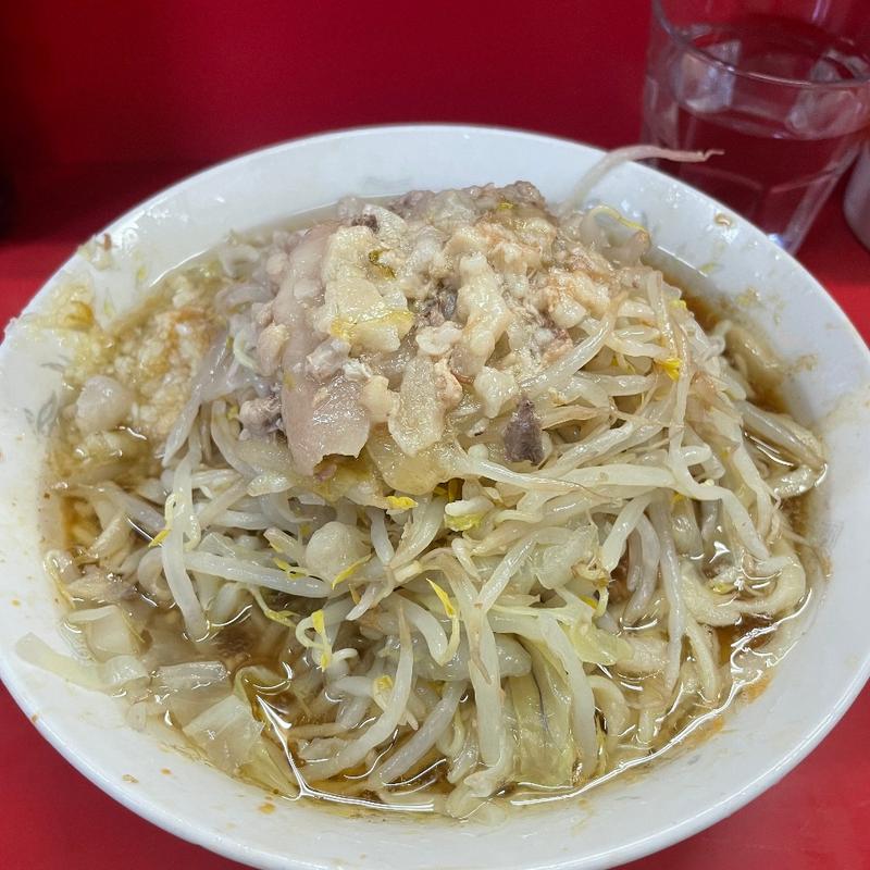 (ラーメン二郎 三田本店 （らーめんじろう）)