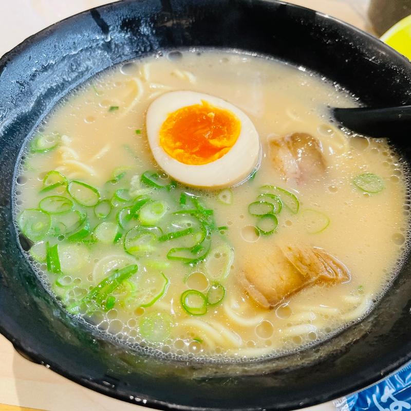 博多豚骨ラーメン(はま寿司 122号羽生店)