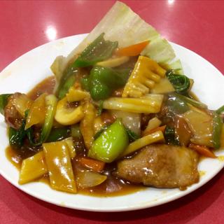 肉トウガラシ炒め(北京飯店 野田阪神店)