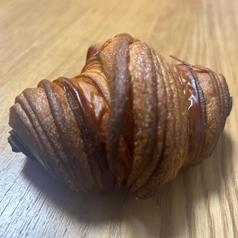 クロワッサン(パンドゥマルシェ)