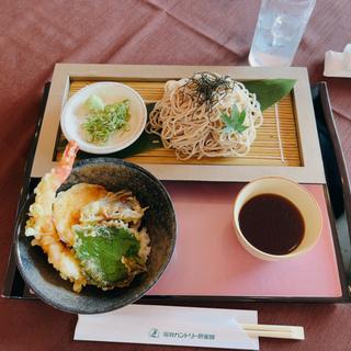 ざる蕎麦とミニ天丼(滋賀カントリー倶楽部レストラン )
