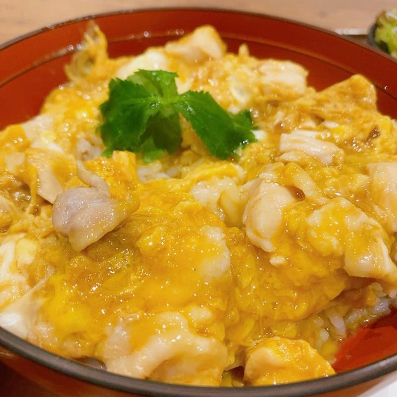 名古屋コーチンの親子丼(鶏三和 イオンモール広島府中店 （トリサンワ）)