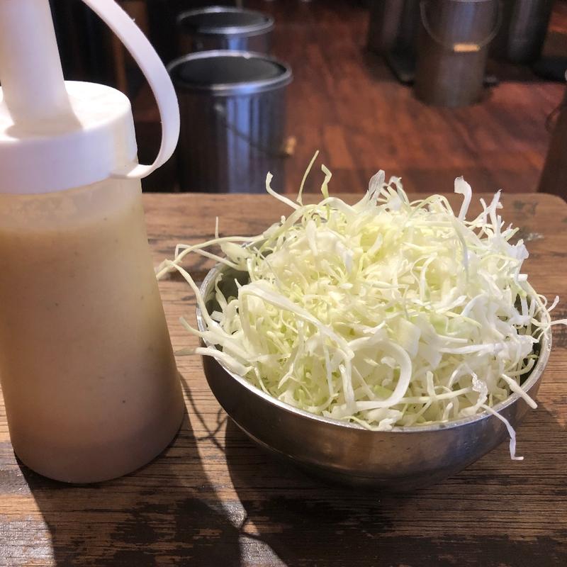 お通し(大衆ホルモン肉力屋 下北沢店)