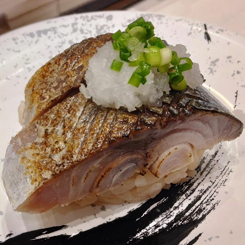 厚切り炙り〆さば(回転寿司みさき 川崎アゼリア店)