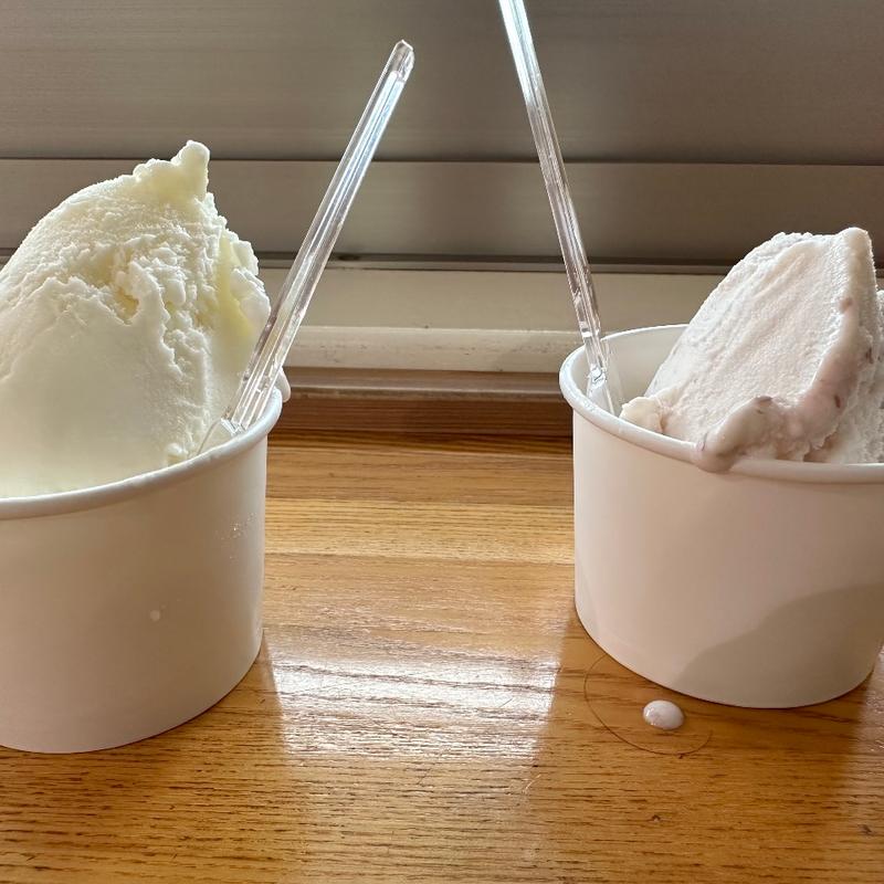 梨ミルク＆プレミアムあずき(アイス工房はがジェラート )