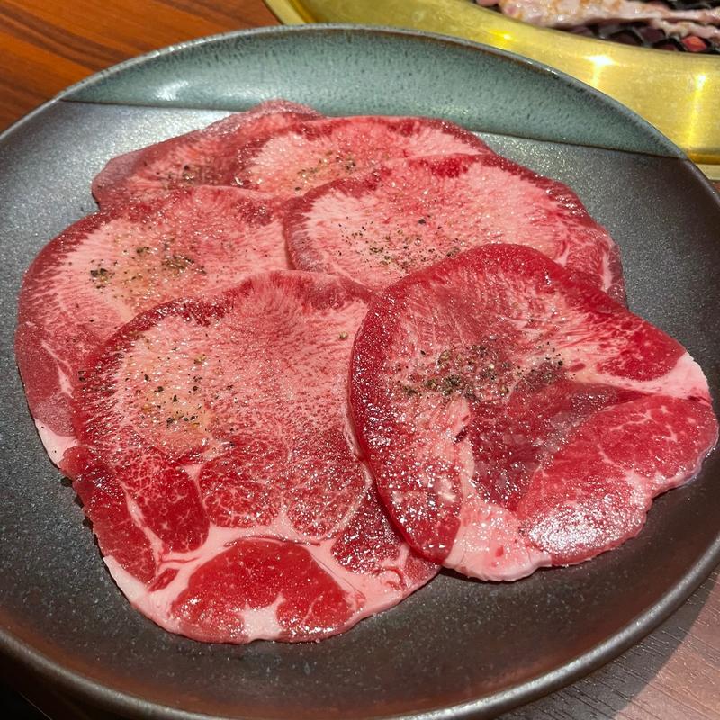 塩タン(龍華園 （リュウカエン）)