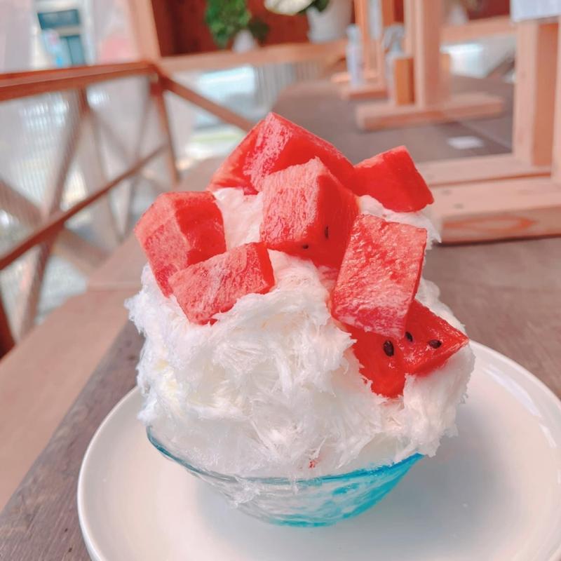 雪山スイカ(しあわせ かき氷店)