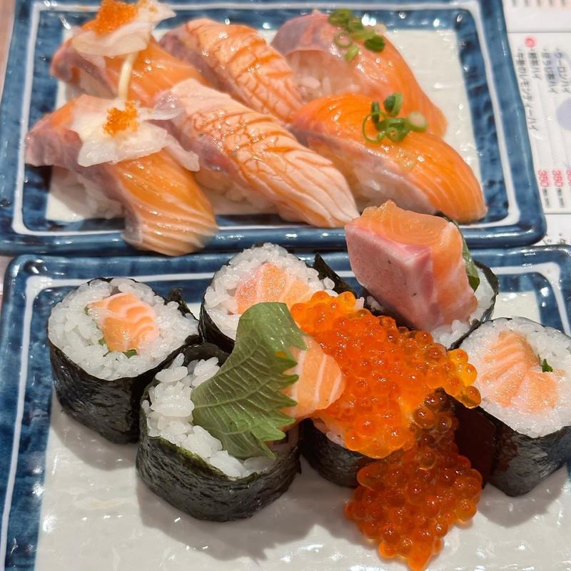 トロサーモン巻き(すし酒場 さしす)