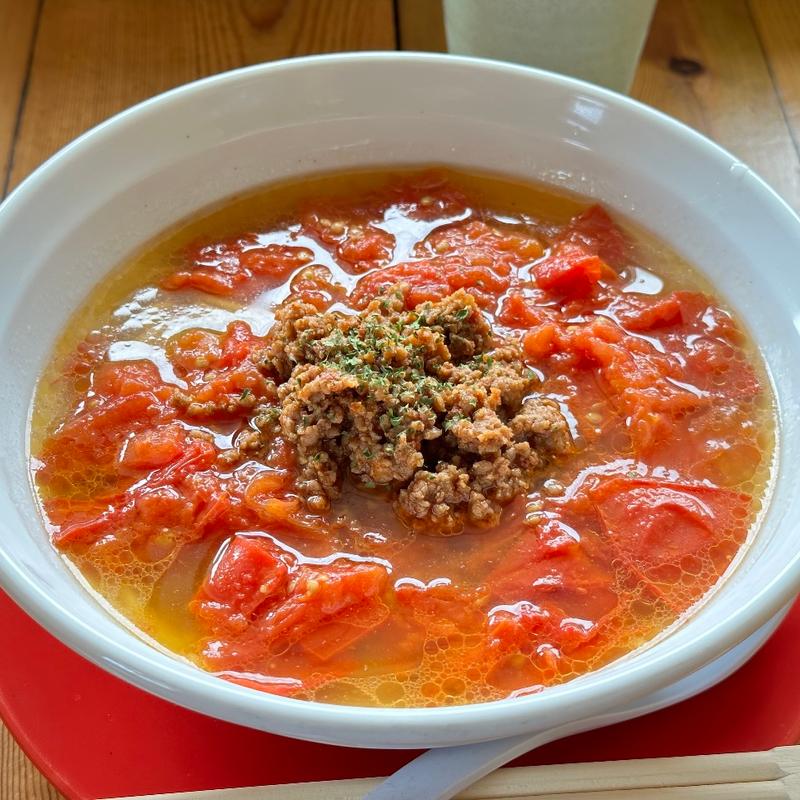 旬のトマトラーメン(らーめんあたりや)